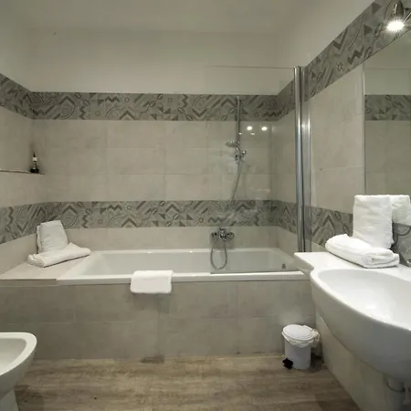 Apart Otel Alexander Suites & *
