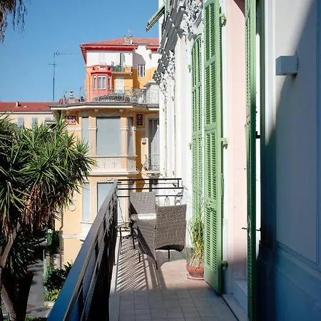 Alexander Suites & Aparthotel *